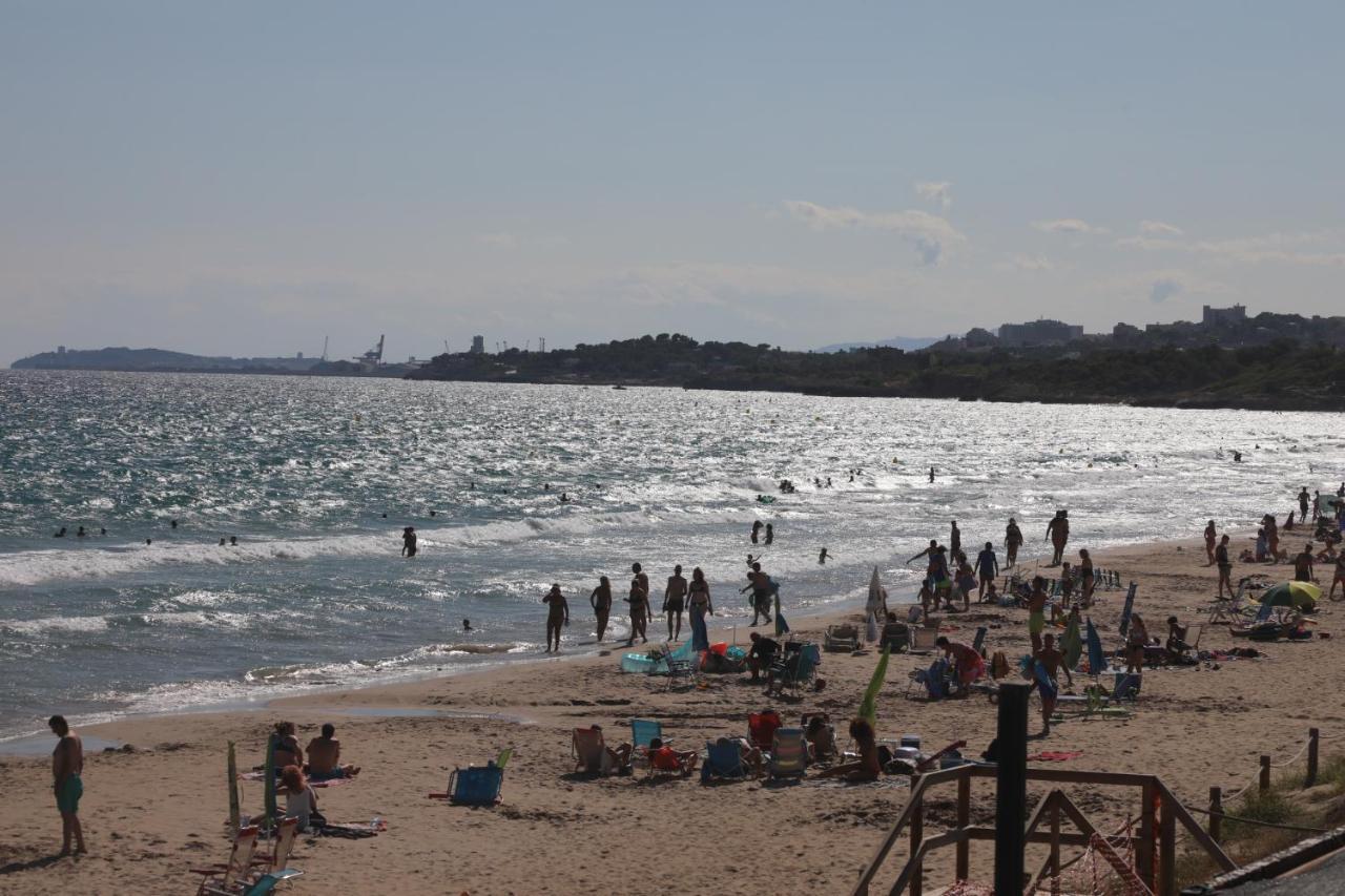 El Faro Apartaments Platja Llarga-Les Salines-Tgn Tarragona Exterior foto